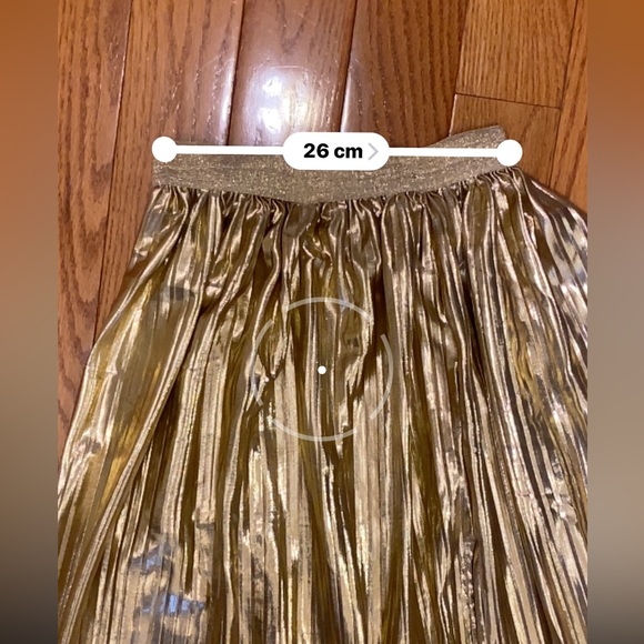 Gold pleated skirt - Picture 4 of 8